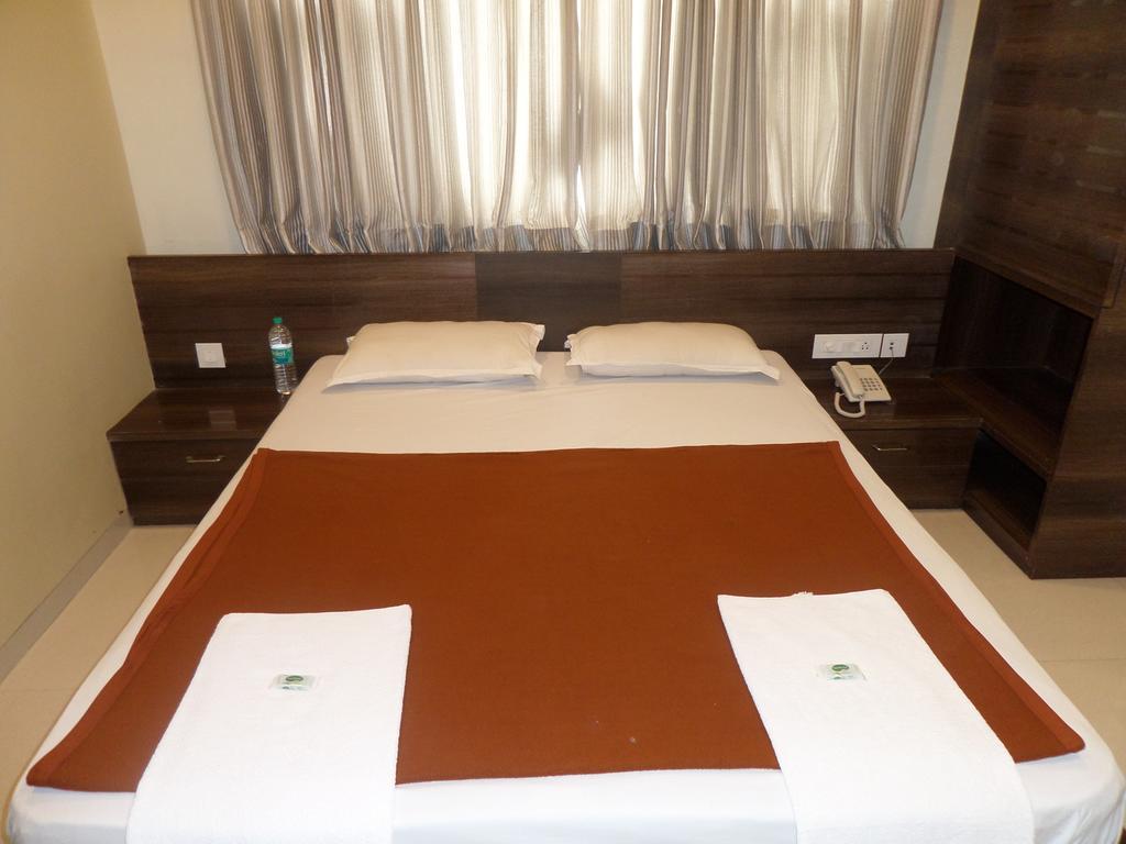 Sai Heera Residency Hotel Shirdi Kamer foto