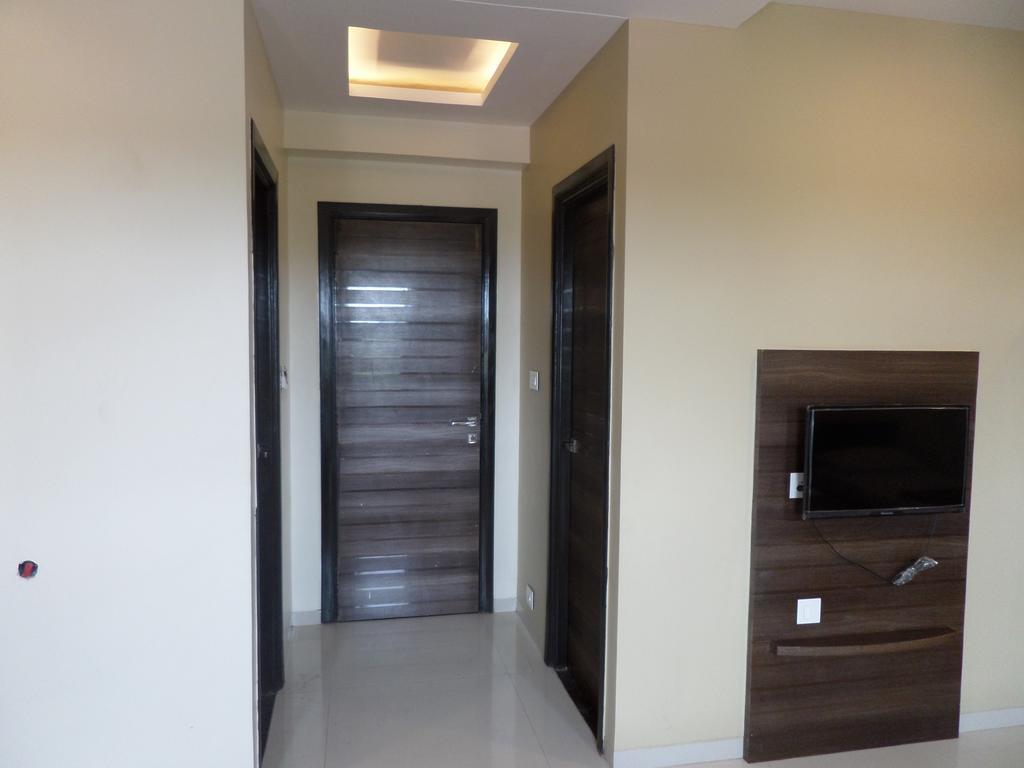 Sai Heera Residency Hotel Shirdi Buitenkant foto