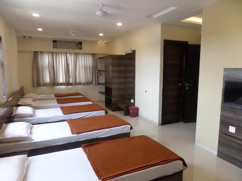 Sai Heera Residency Hotel Shirdi Buitenkant foto