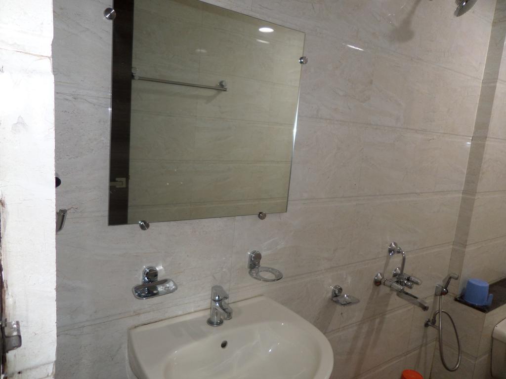Sai Heera Residency Hotel Shirdi Buitenkant foto