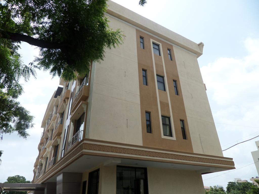 Sai Heera Residency Hotel Shirdi Buitenkant foto